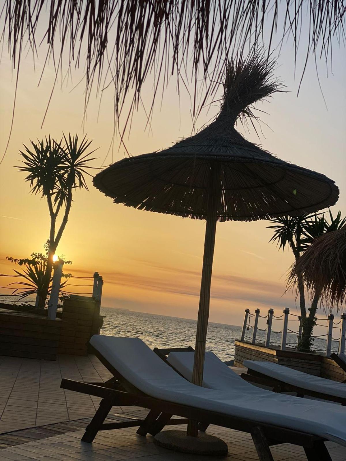 B&G Holiday Sarande Exterior photo