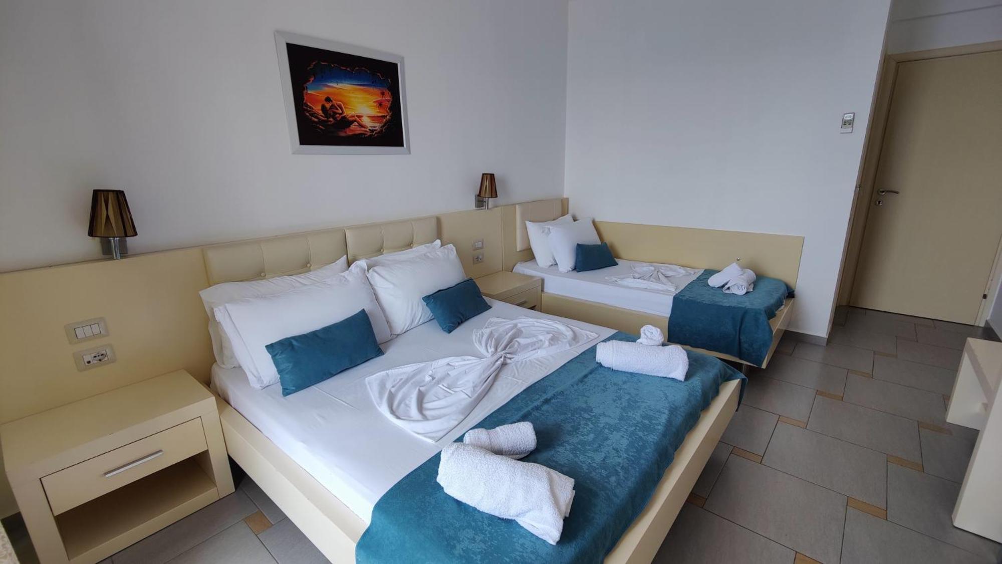 B&G Holiday Sarande Exterior photo