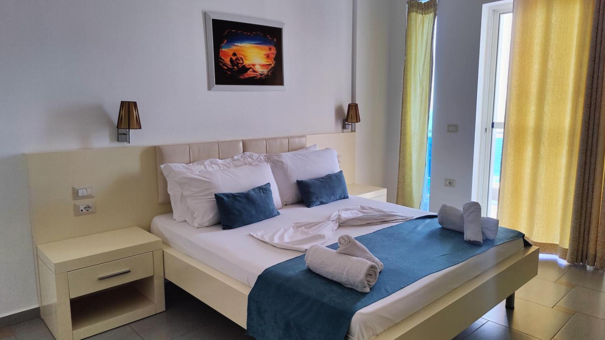 B&G Holiday Sarande Exterior photo